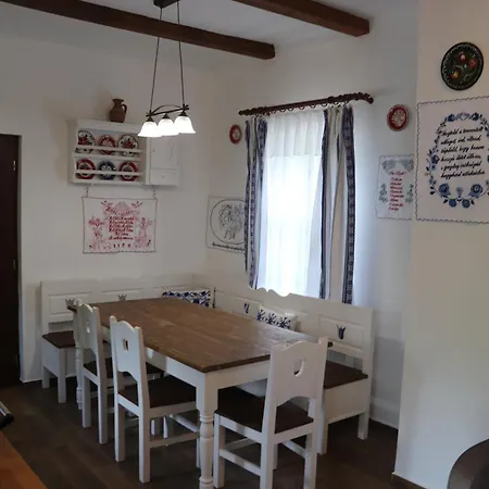 Holiday home Tulipanos Pihenohaz